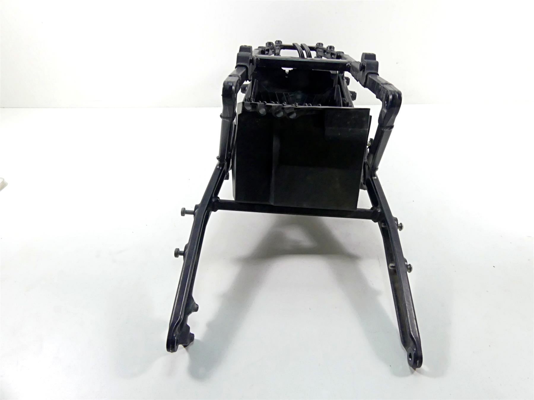 2015 KTM 1190 Adventure Straight Subframe & Inner Fender 6030300200033 {{ shop.shopifyCountryName }} - Mototech271