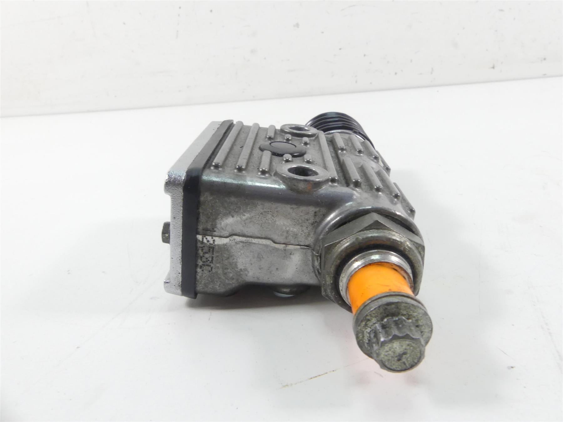 2003 Harley Sportster XL1200 C 100th Anniv Rear Brake Master Cylinder 42472-87 {{ shop.shopifyCountryName }} - Mototech271