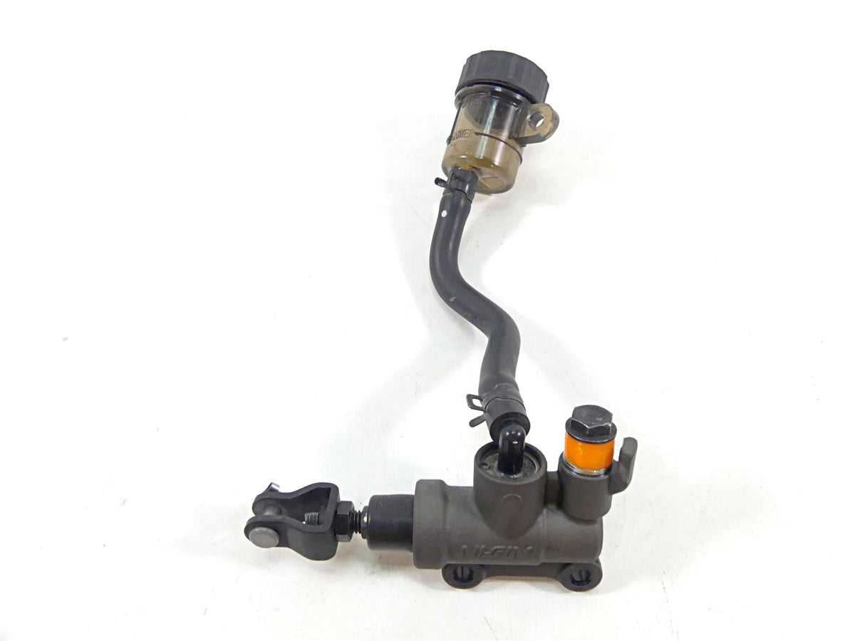 2022 Triumph Speed Triple 1200 RS Rear 1/2 Nissin Brake Master Cylinder T2027033 {{ shop.shopifyCountryName }} - Mototech271