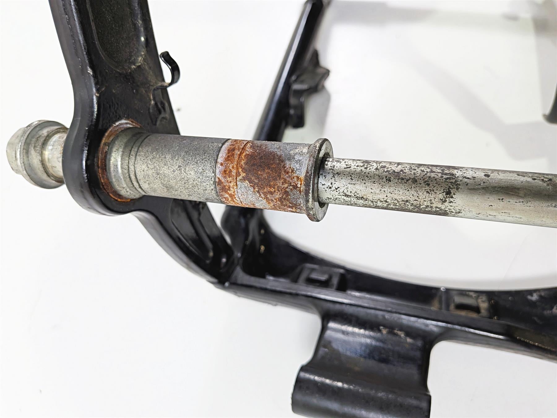 2012 Harley Softail FLSTF Fat Boy Rear Swingarm Swing Arm 47573-11BHP {{ shop.shopifyCountryName }} - Mototech271