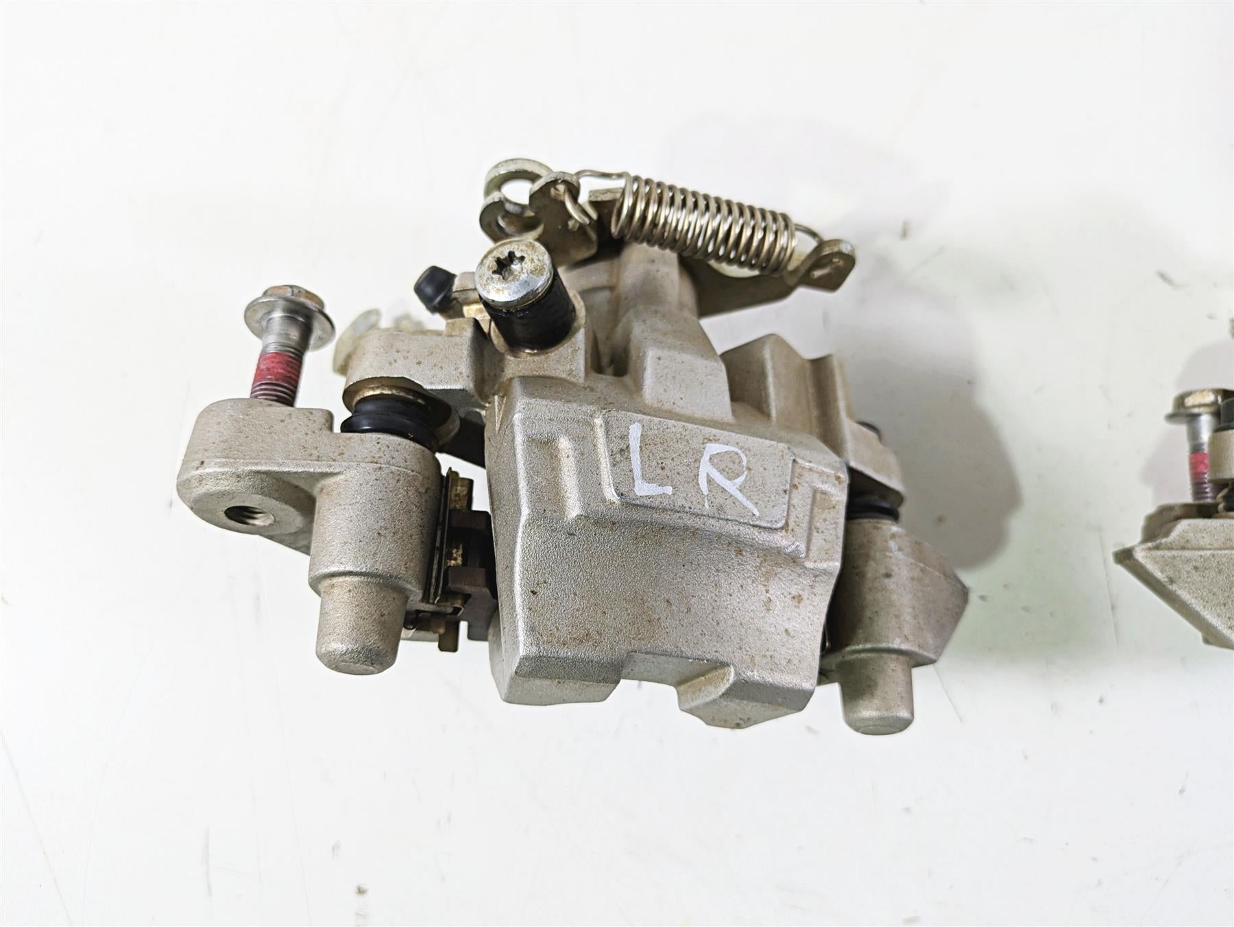 2022 Kawasaki Teryx KRX KRF 1000 C SE Rear Bake Caliper Set 43080-0223 {{ shop.shopifyCountryName }} - Mototech271