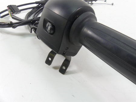 2015 Victory Cross Country Tour Heated Grips + Right Control Switch Set 4011357 {{ shop.shopifyCountryName }} - Mototech271