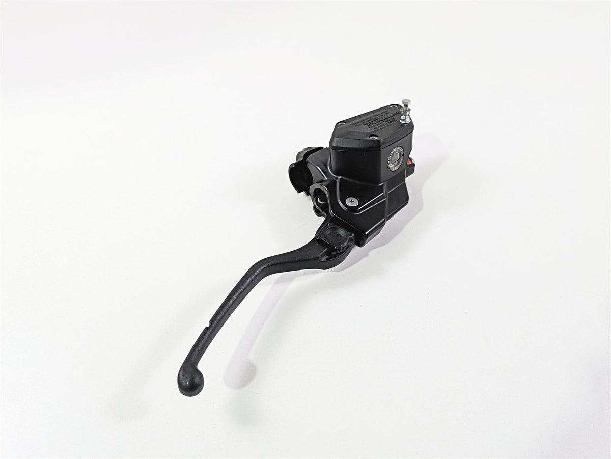 2019 BMW R1250RT K52 Front Brake Master Cylinder 32728559604 {{ shop.shopifyCountryName }} - Mototech271