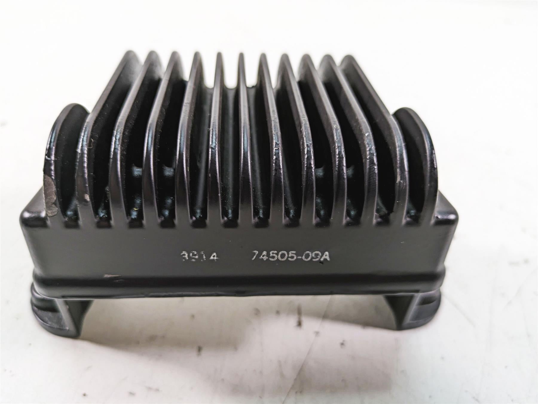 2015 Harley Touring FLHXS Street Glide Rectifier Voltage Regulator 74505-09A {{ shop.shopifyCountryName }} - Mototech271
