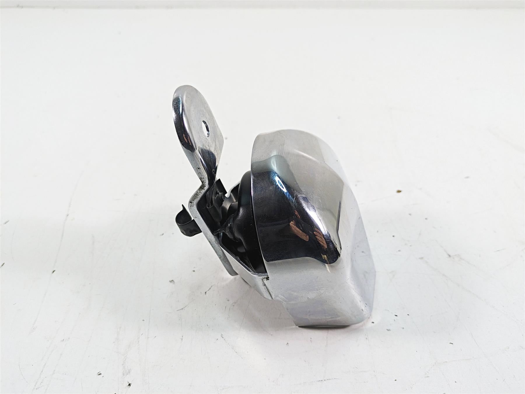 2014 Harley Touring FLHTK Electra Glide Horn + Cover 61300478A {{ shop.shopifyCountryName }} - Mototech271