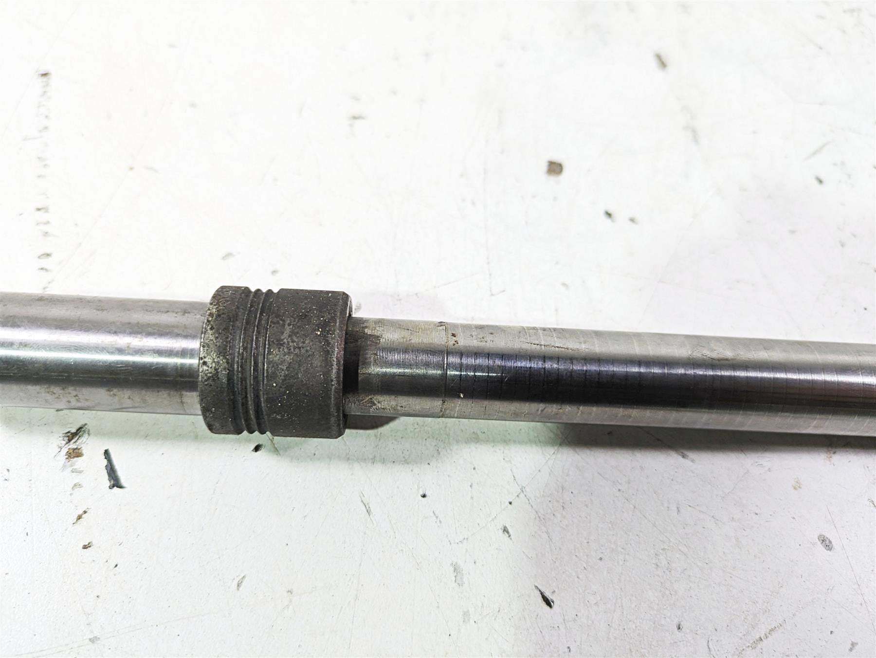2002 Harley FLSTC Softail Heritage 3/4" Front Axle Wheel Spindle 41584-86A {{ shop.shopifyCountryName }} - Mototech271