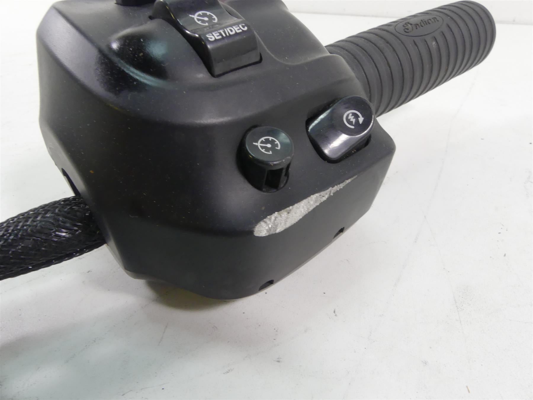 2016 Indian Chief Dark Horse Right Cruise Throttle Control Switch - Read 2413027 {{ shop.shopifyCountryName }} - Mototech271