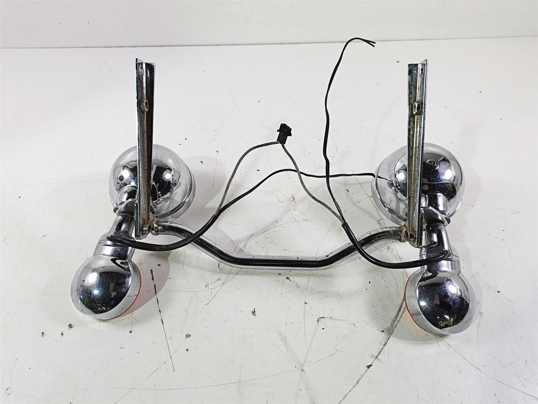 1992 Harley FLSTC Softail Heritage Front Spot Light & Blinker Set 58082-87 {{ shop.shopifyCountryName }} - Mototech271