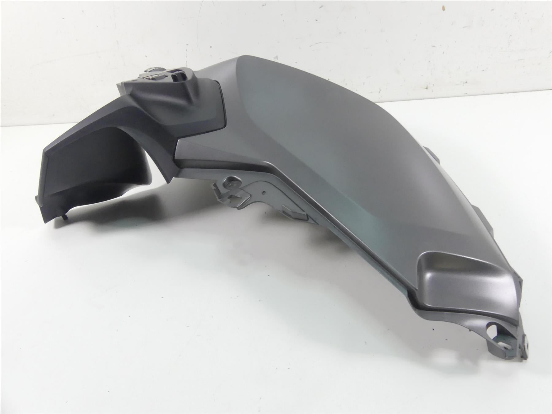 2019 BMW R1250GS K50 Left Main Tank Fairing Cover 46638563501 46638563503 {{ shop.shopifyCountryName }} - Mototech271
