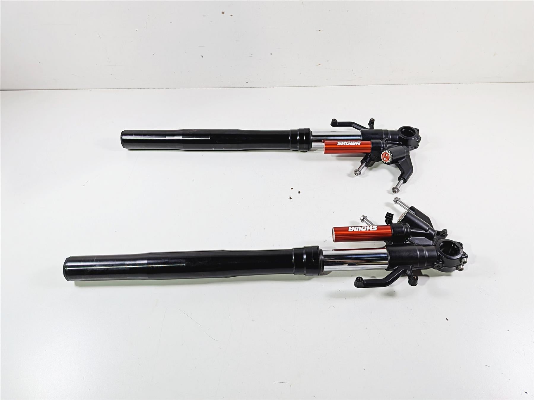 2022 Kawasaki ZX10R ZX1000 Ninja Showa Front Fork Leg Set 44071-1484 44071-1485 {{ shop.shopifyCountryName }} - Mototech271
