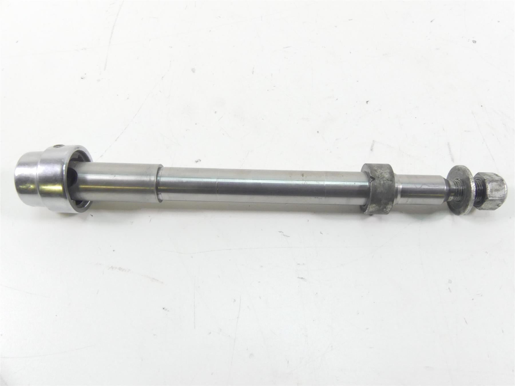 2003 Harley Dyna 100TH FXDL Low Rider Front Axle Wheel Spindle 3/4