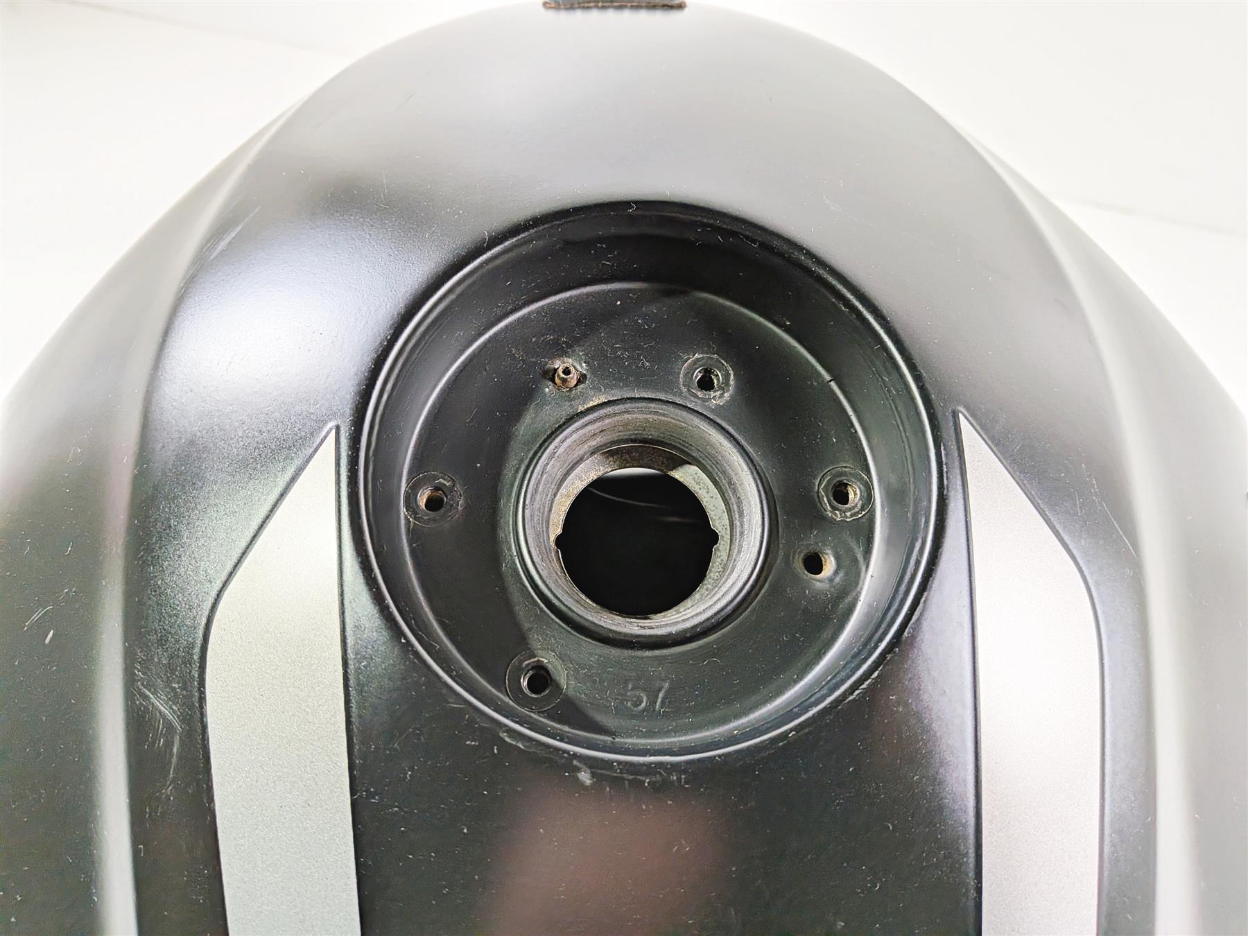 2019 Triumph Speed Triple RS 1050 Fuel Gas Petrol Tank & Covers T2401393 {{ shop.shopifyCountryName }} - Mototech271
