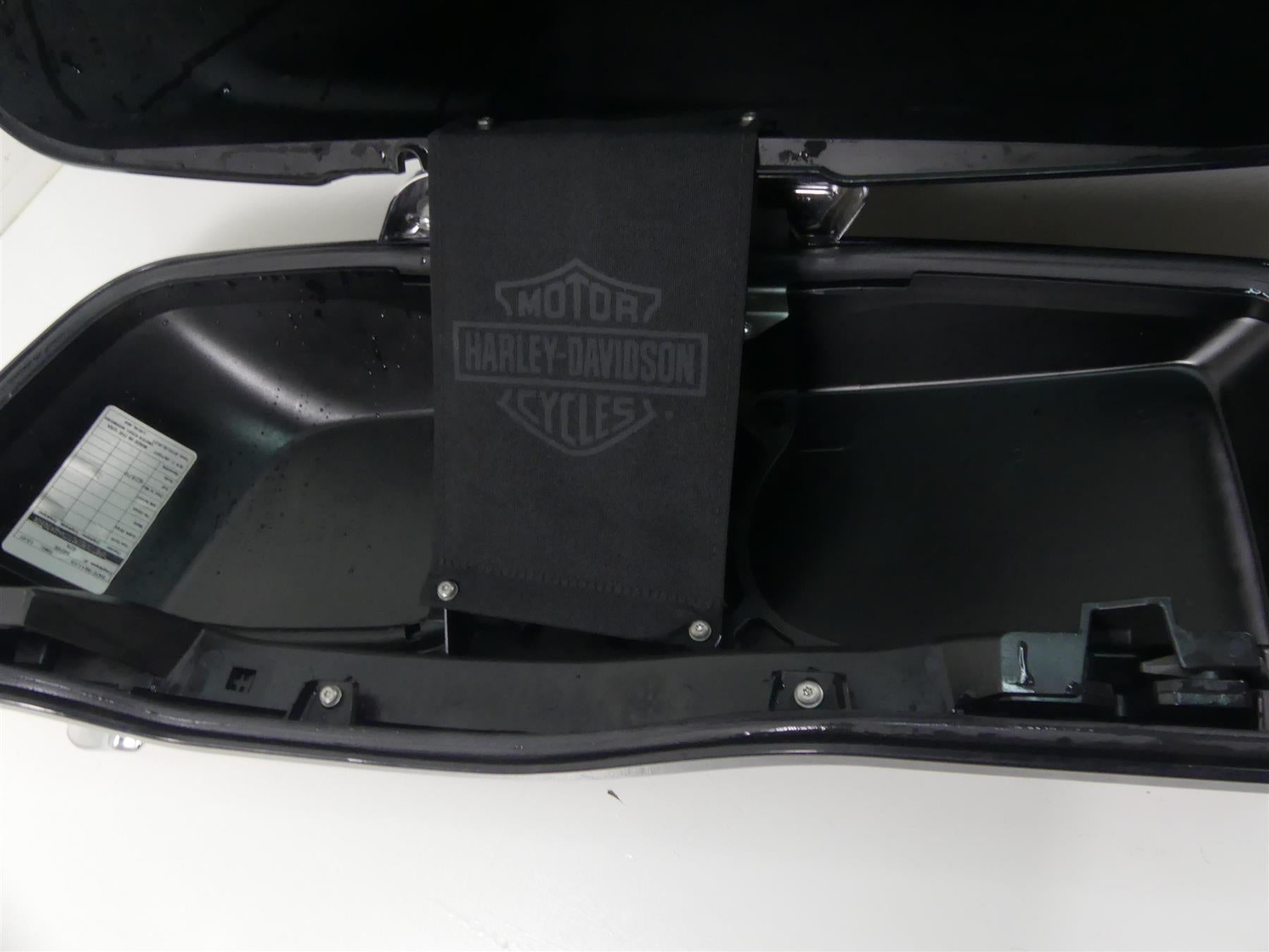 2016 Harley Touring FLHR Road King Left Saddlebag Cosmic Blue Pearl 90200414 {{ shop.shopifyCountryName }} - Mototech271