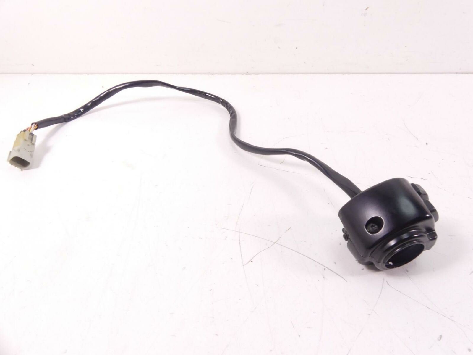 2009 Harley VRSCAW V-Rod Left Control Switch Turn Signal Horn Lights 71682-06A {{ shop.shopifyCountryName }} - Mototech271