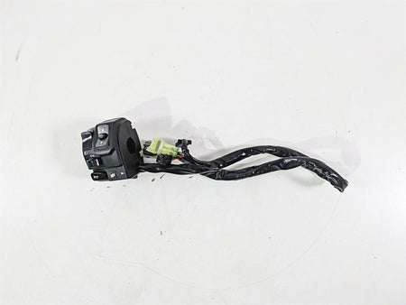 2021 Kawasaki Z900 ZR900 Left Hand Control Switch - Read 46091-0492 {{ shop.shopifyCountryName }} - Mototech271