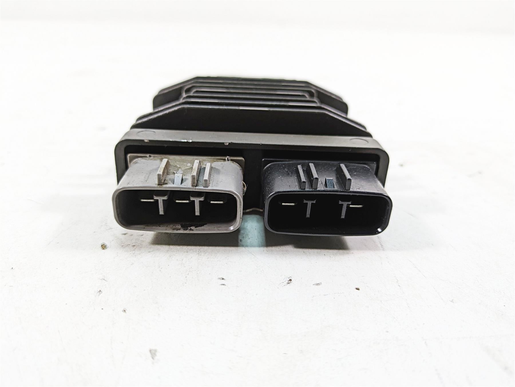 2019 Yamaha YXZ1000 R EPS SS SE Rectifier Voltage Regulator B5H-81960-00-00 {{ shop.shopifyCountryName }} - Mototech271
