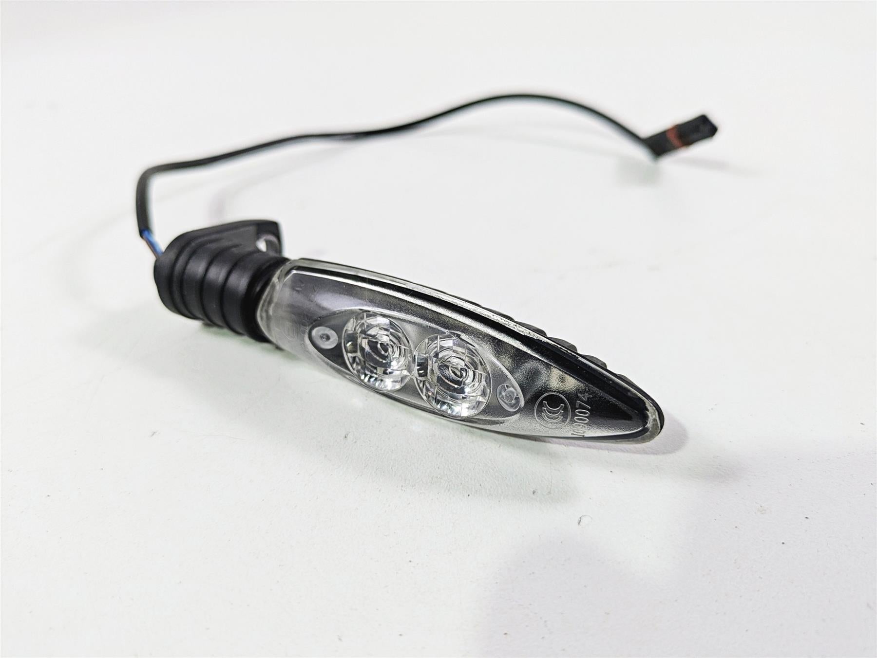 2014 BMW K1300S K40 Rear LED Blinker Turn Signal Set L 63137667771 R 63137667772 {{ shop.shopifyCountryName }} - Mototech271
