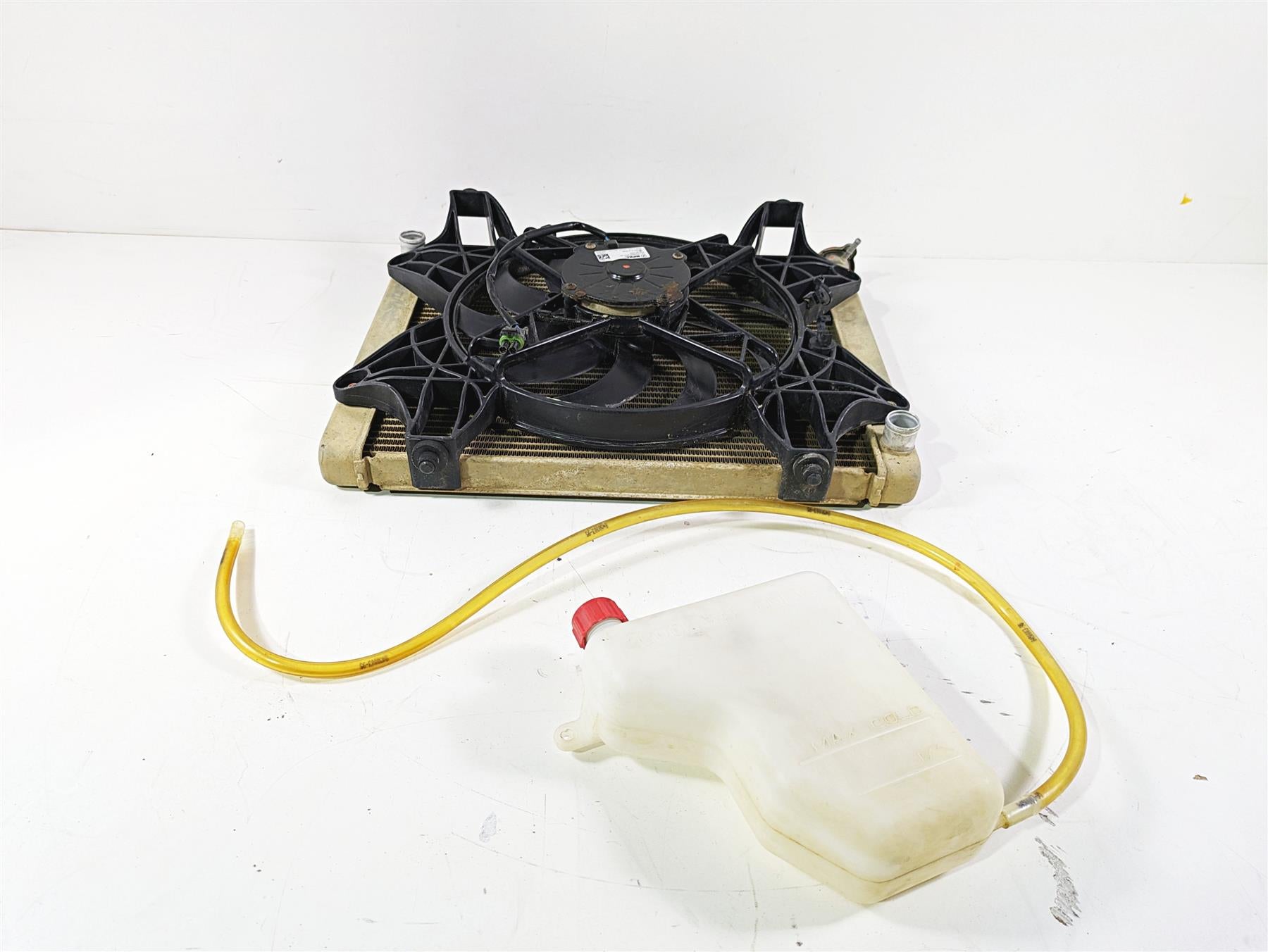 2020 Polaris RZR XP 1000 EPS Radiator Fan Reservoir Set -No Leak 1240745 2412447 {{ shop.shopifyCountryName }} - Mototech271