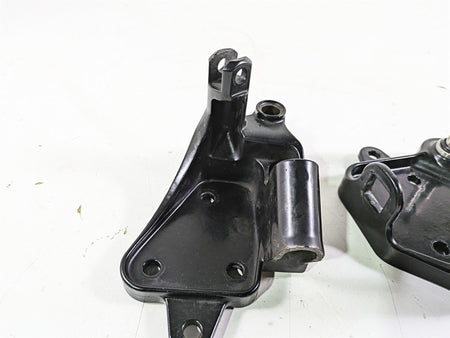 2003 Harley Softail FXSTDI Deuce 100th Front Footpeg Mounts 33683-00 42507-00B {{ shop.shopifyCountryName }} - Mototech271