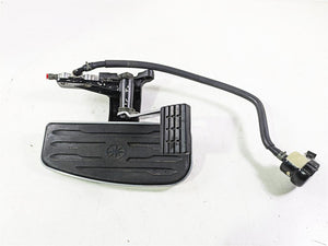 2004 Yamaha XVZ1300 Royal Star Right Floorboard & Brake Pedal Set 4XY-27420-10 | Mototech271