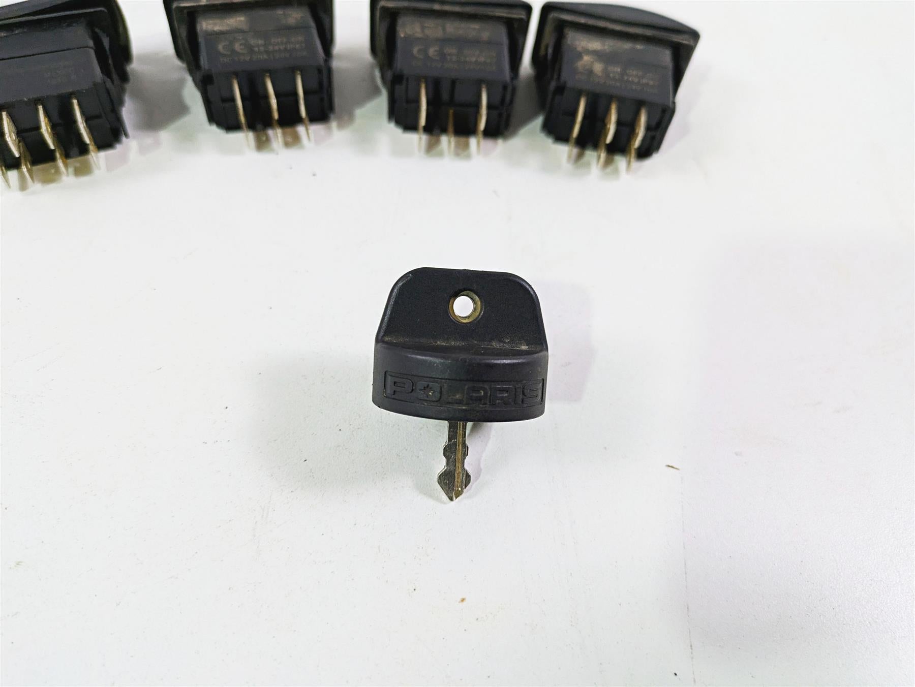 2019 Polaris RZR XP 1000 Highlifter Ignition Awd Lights Switch Set + Key 4016058 {{ shop.shopifyCountryName }} - Mototech271