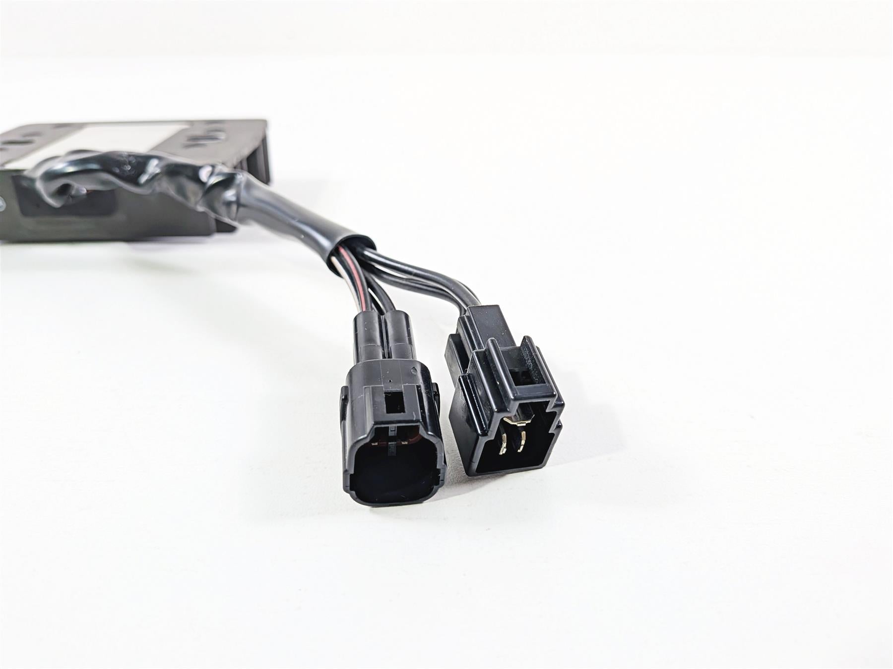 2024 Suzuki GSXR600 Rectifier Voltage Regulator 32800-47H00 SH811AA {{ shop.shopifyCountryName }} - Mototech271
