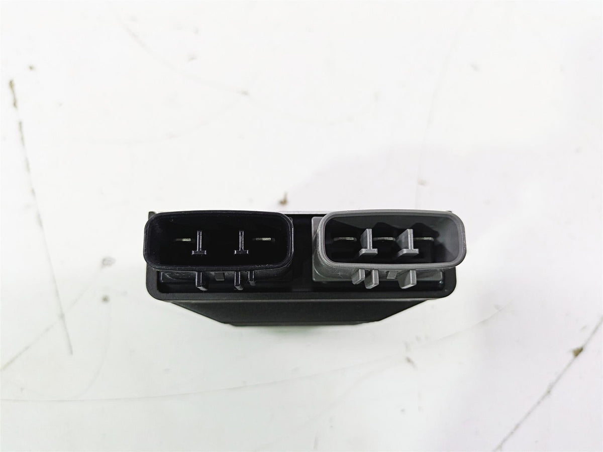 2019 Triumph Speed Triple RS 1050 Rectifier Voltage Regulator T1300675 FH020AA {{ shop.shopifyCountryName }} - Mototech271