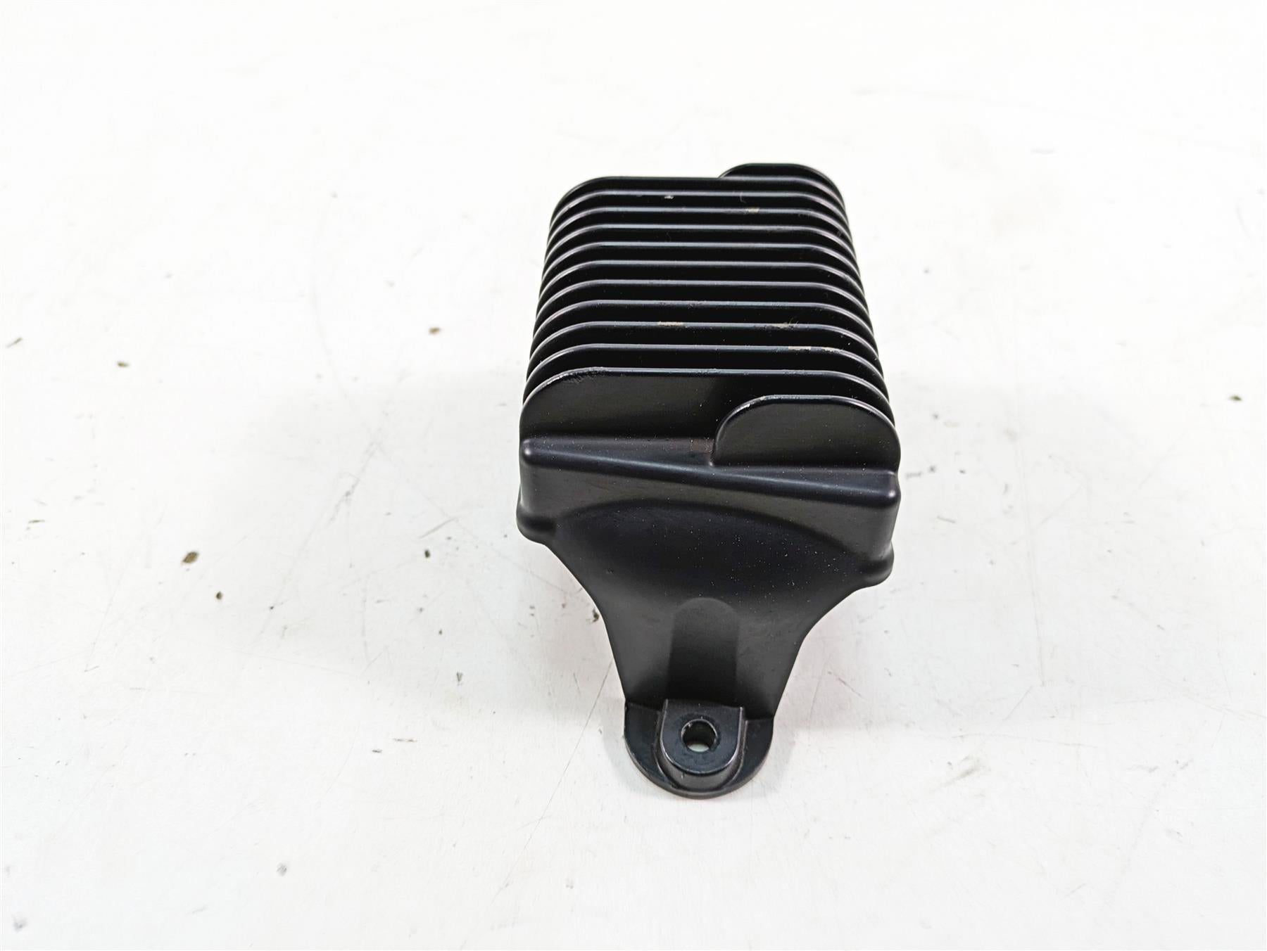 2009 Harley Touring FLHTCU Electra Glide Rectifier Voltage Regulator 74505-09A {{ shop.shopifyCountryName }} - Mototech271