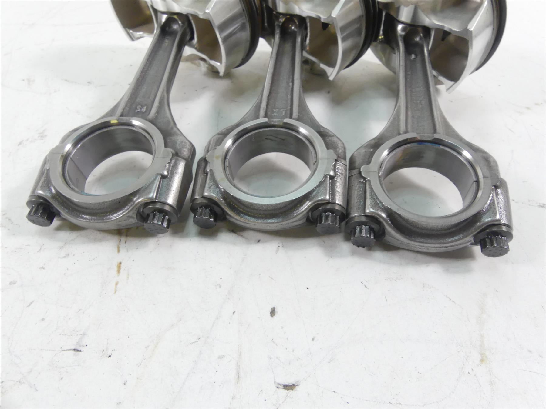 2018 Mv Agusta F3 800 RC Oem Piston & Connecting Rod Set 8000C5070 8000B1994 {{ shop.shopifyCountryName }} - Mototech271