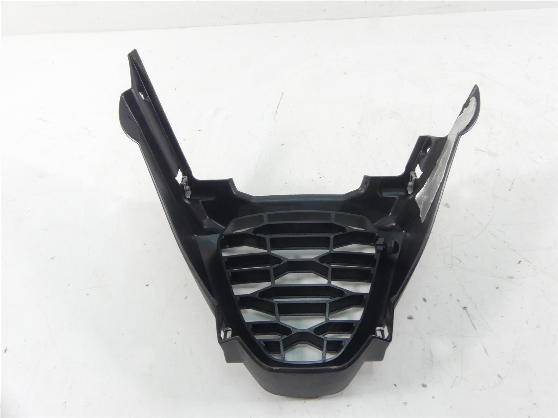 2021 Aprilia RS 660 Lower Bug Spoiler Cover Grill Guard Plastic 2B006625 {{ shop.shopifyCountryName }} - Mototech271