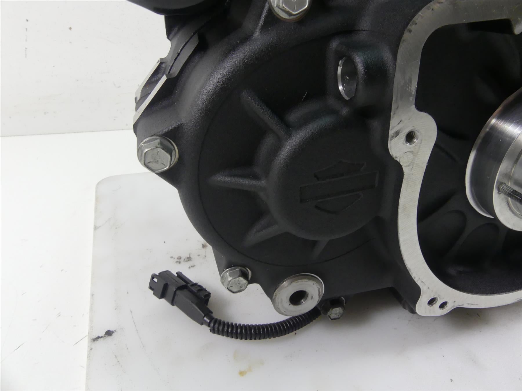 2021 Harley Softail FXBBS Street Bob Crankcase Flywheeel M8 114 Set 7k 24400188 {{ shop.shopifyCountryName }} - Mototech271