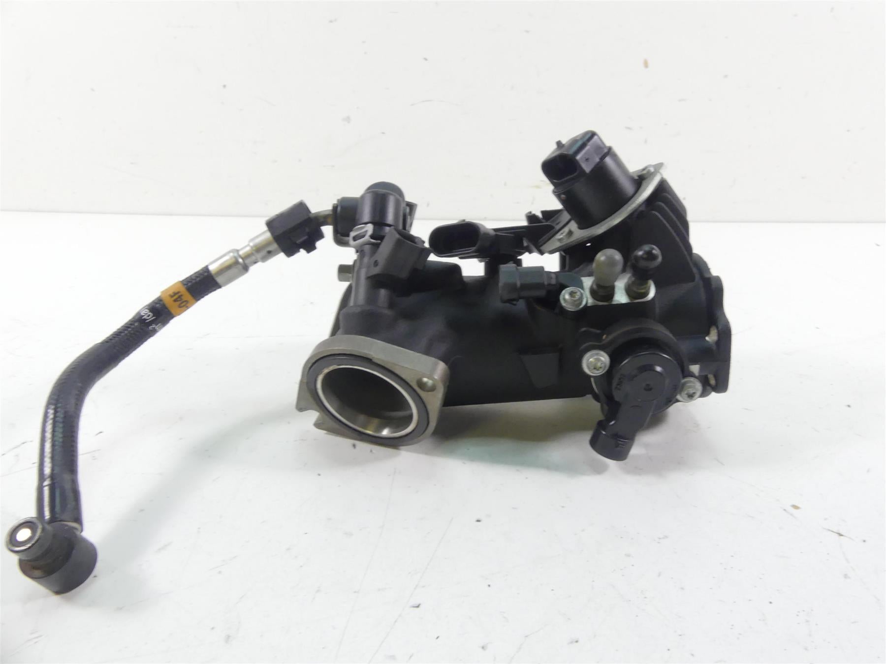 2015 Harley FXDF Dyna Fat Bob Throttle Body Fuel Injection Injectors 27708-10A {{ shop.shopifyCountryName }} - Mototech271