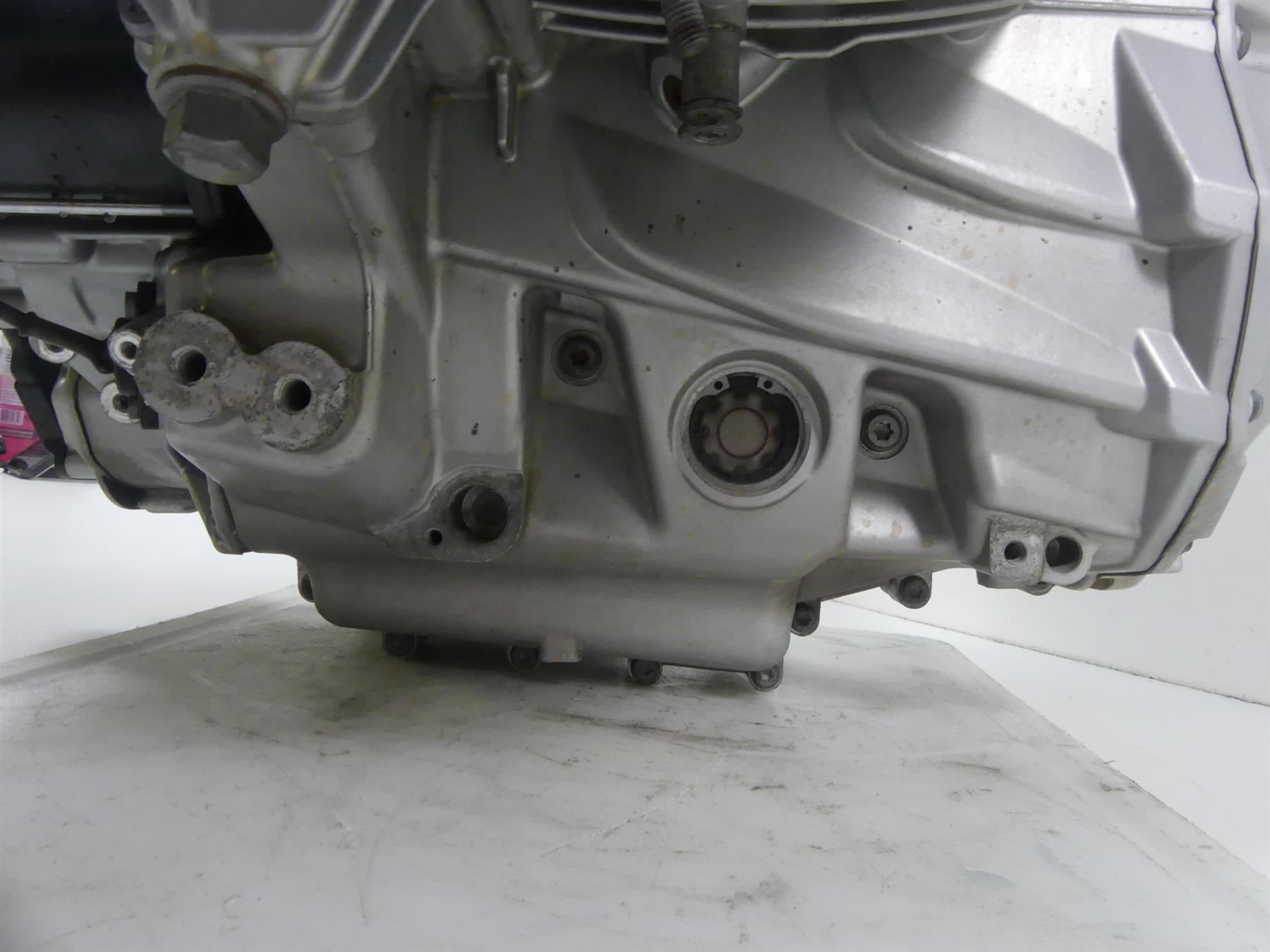 2014 BMW R1200GS K50 Running Engine Motor 16K + Trailing Arm - Video 11008389099 {{ shop.shopifyCountryName }} - Mototech271