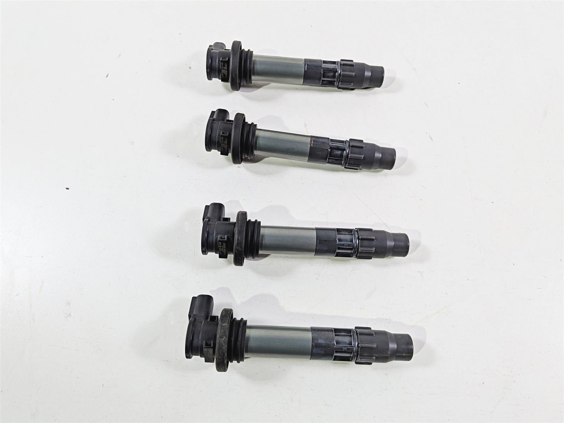 2024 Suzuki GSXR 600 Denso Ignition Coil Set 33410-37H00 129700-5140 {{ shop.shopifyCountryName }} - Mototech271