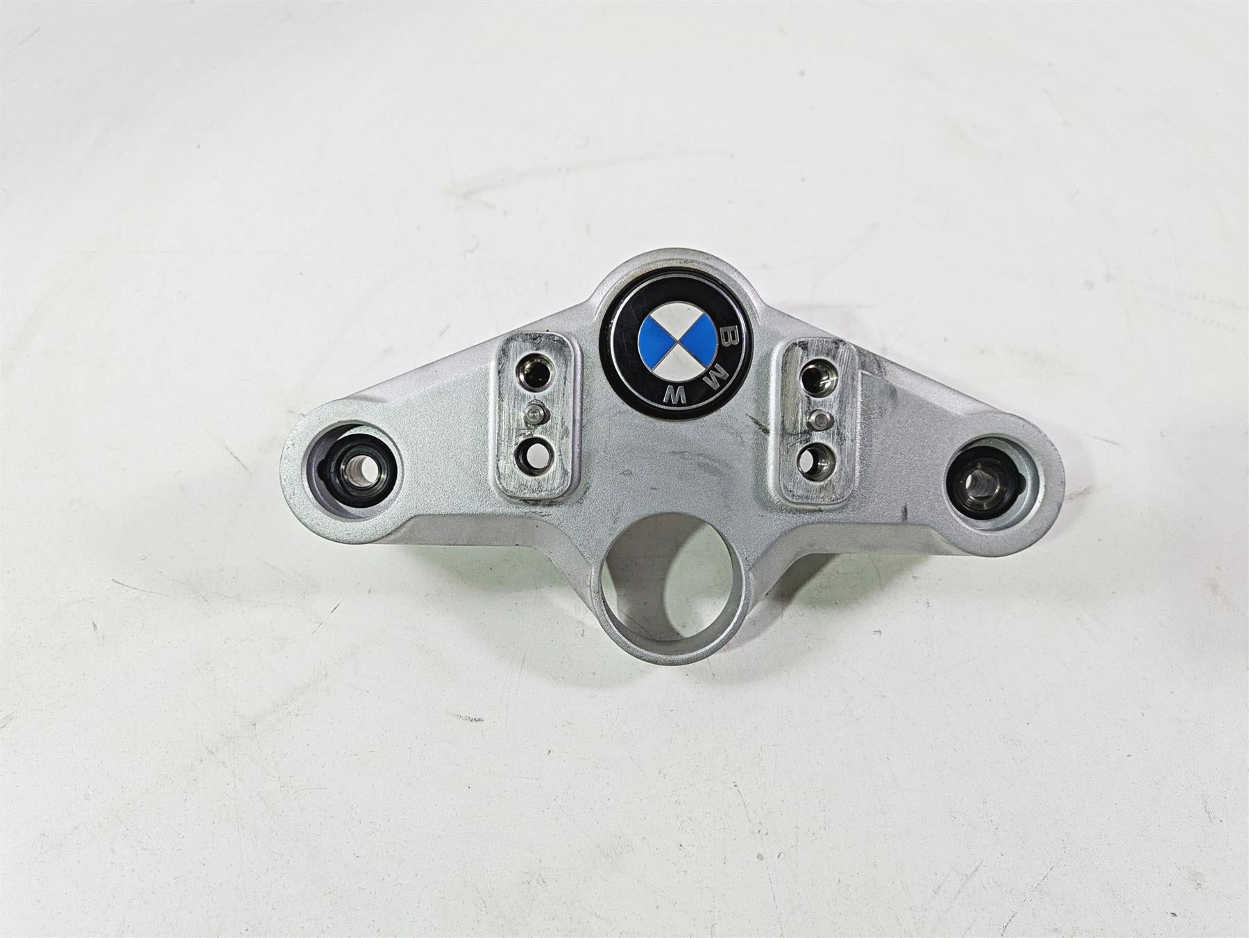 2009 BMW R1200GS K255 Adv Upper Triple Tree Steering Clamp 31427718170 {{ shop.shopifyCountryName }} - Mototech271