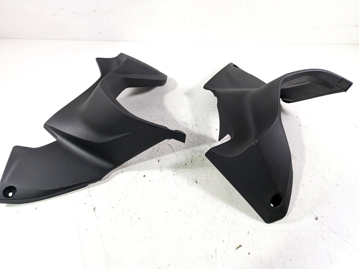 2022 BMW R1250 RT K052 Lower Rear Engine Cover Fairing Set 46639443405 {{ shop.shopifyCountryName }} - Mototech271