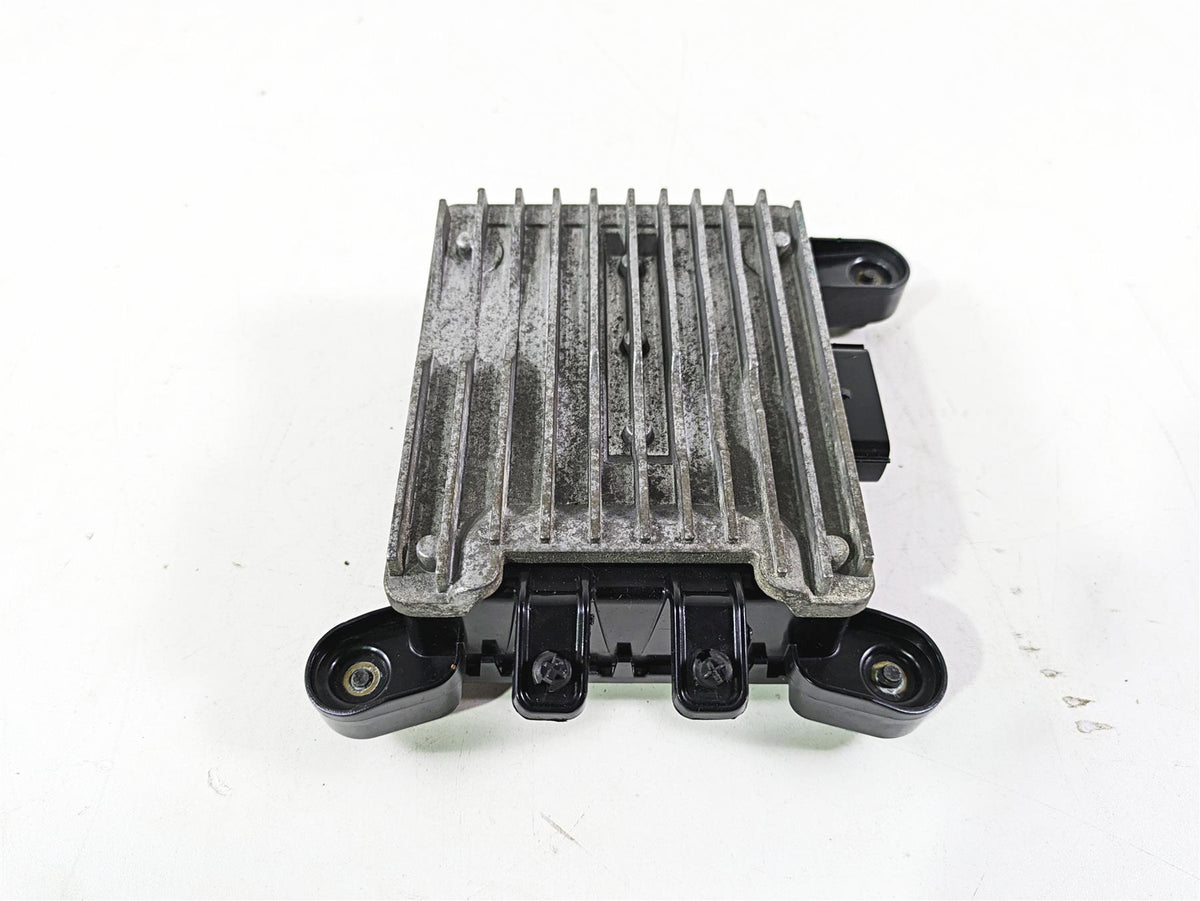 2018 Indian Chieftain Dark Horse Front Radio Amp Amplifier Module 4015980 {{ shop.shopifyCountryName }} - Mototech271