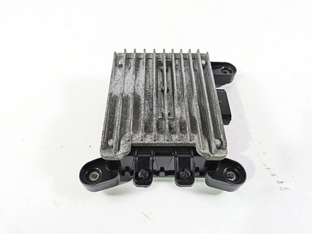 2018 Indian Chieftain Dark Horse Front Radio Amp Amplifier Module 4015980 {{ shop.shopifyCountryName }} - Mototech271