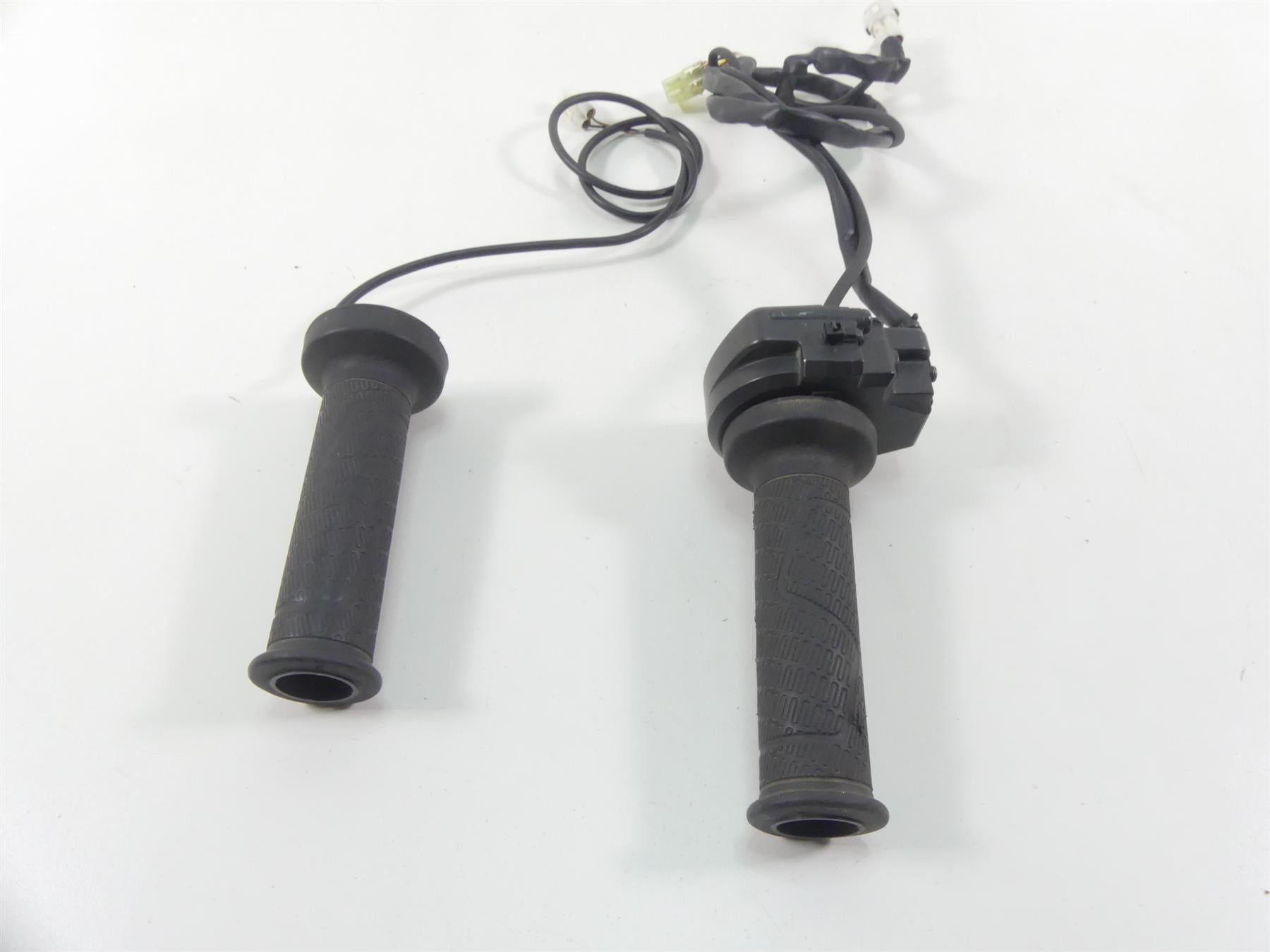 2019 KTM 1290R Super Adventure Fly By Wire Throttle Sensor Heat Grip 60711012044 {{ shop.shopifyCountryName }} - Mototech271