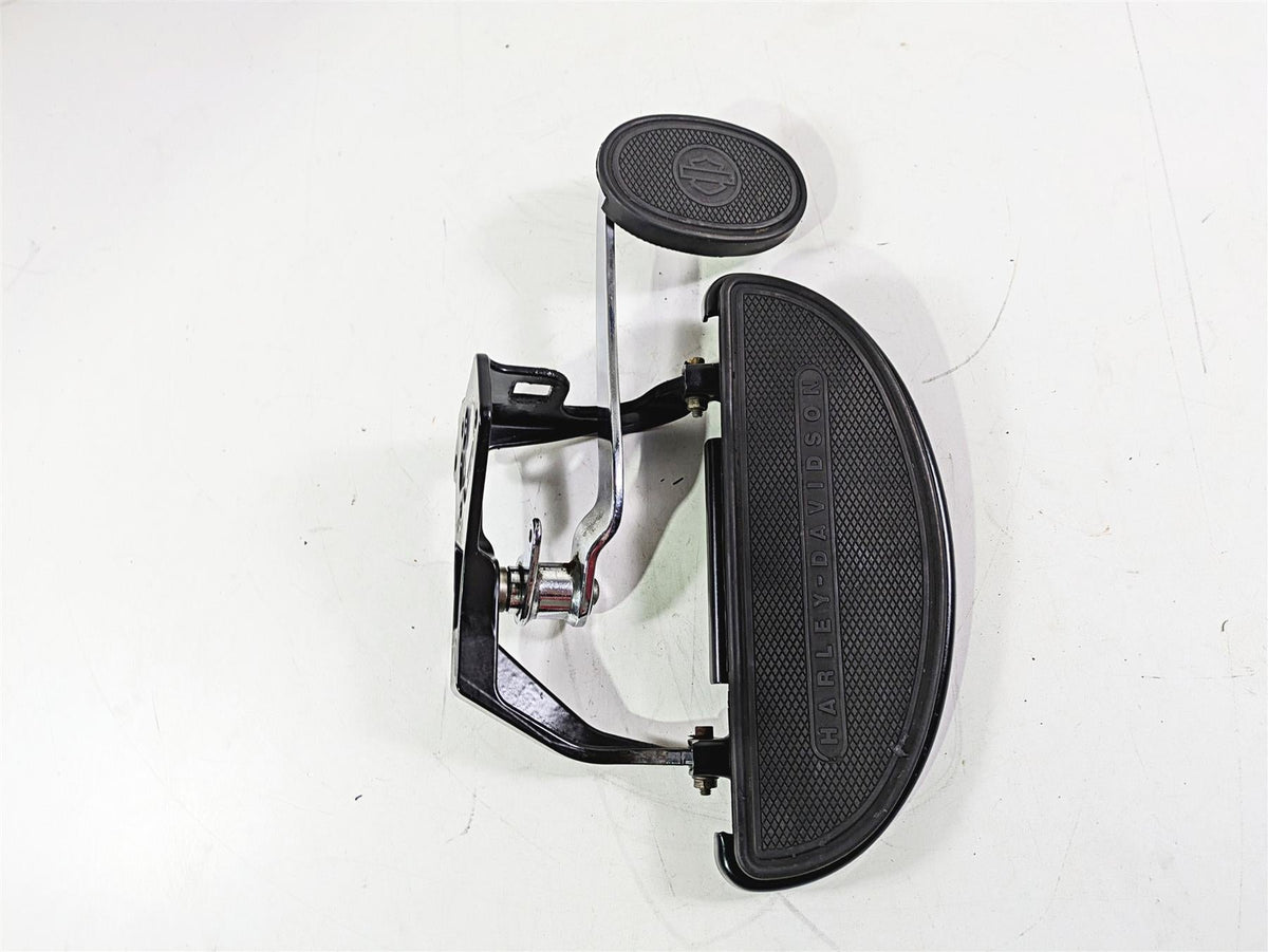 2008 Harley FLSTSB Cross Bones Right Floorboard & Brake Pedal Set 50600026 {{ shop.shopifyCountryName }} - Mototech271