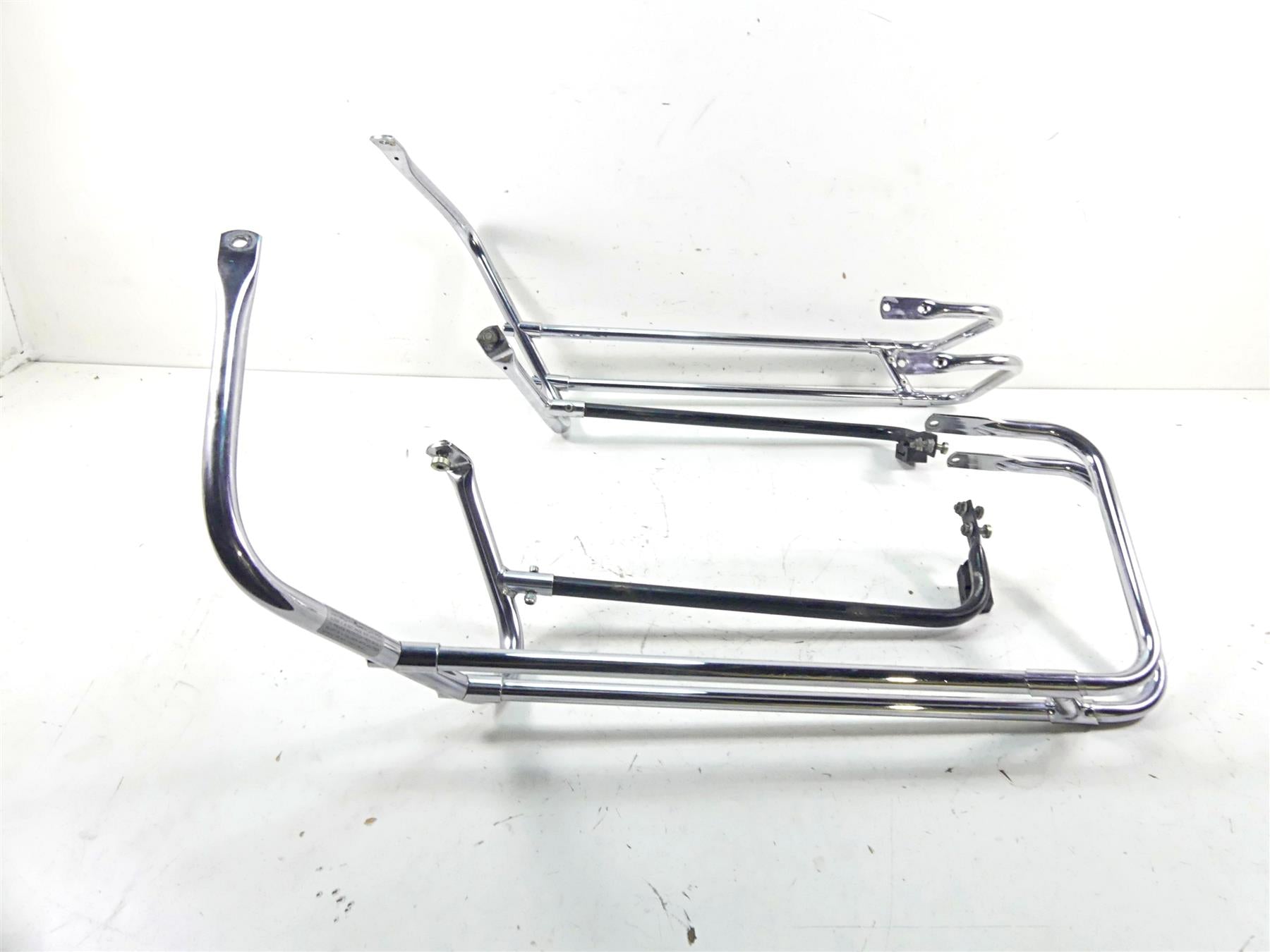 2002 Harley Touring FLHTC Electra Glide Saddlebag Guard Rail Set 49172-97 {{ shop.shopifyCountryName }} - Mototech271