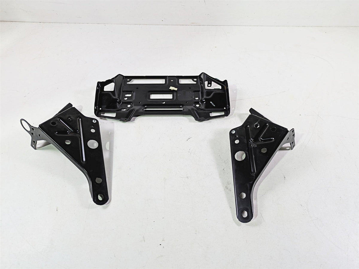 2015 Harley Touring FLHTKL Electra Glide Front Fairing Mount Holder 57000169A {{ shop.shopifyCountryName }} - Mototech271