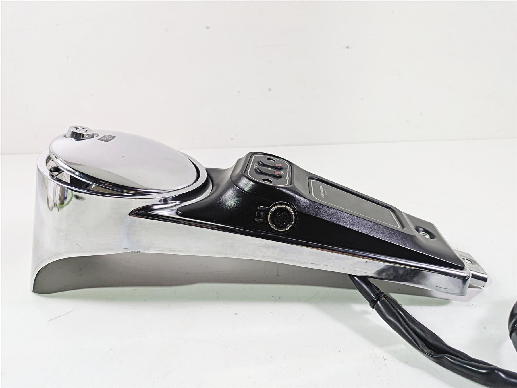 1999 Harley Touring FLHTCUI E-Glide Tank Dash Cover Console CB Intercom 61270-98 {{ shop.shopifyCountryName }} - Mototech271