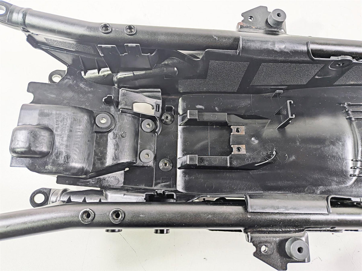2023 Yamaha MT10 MTN1000 Subframe Sub Frame & Inner Fender B5Y-21190-00-00 {{ shop.shopifyCountryName }} - Mototech271