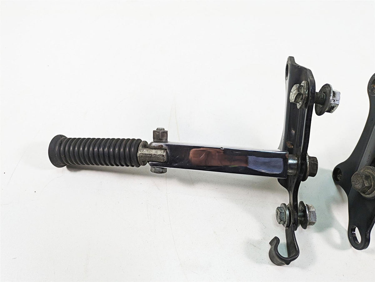 1986 Harley Sportster XLH 883 Highway Footpeg Foot Peg & Mount Set {{ shop.shopifyCountryName }} - Mototech271