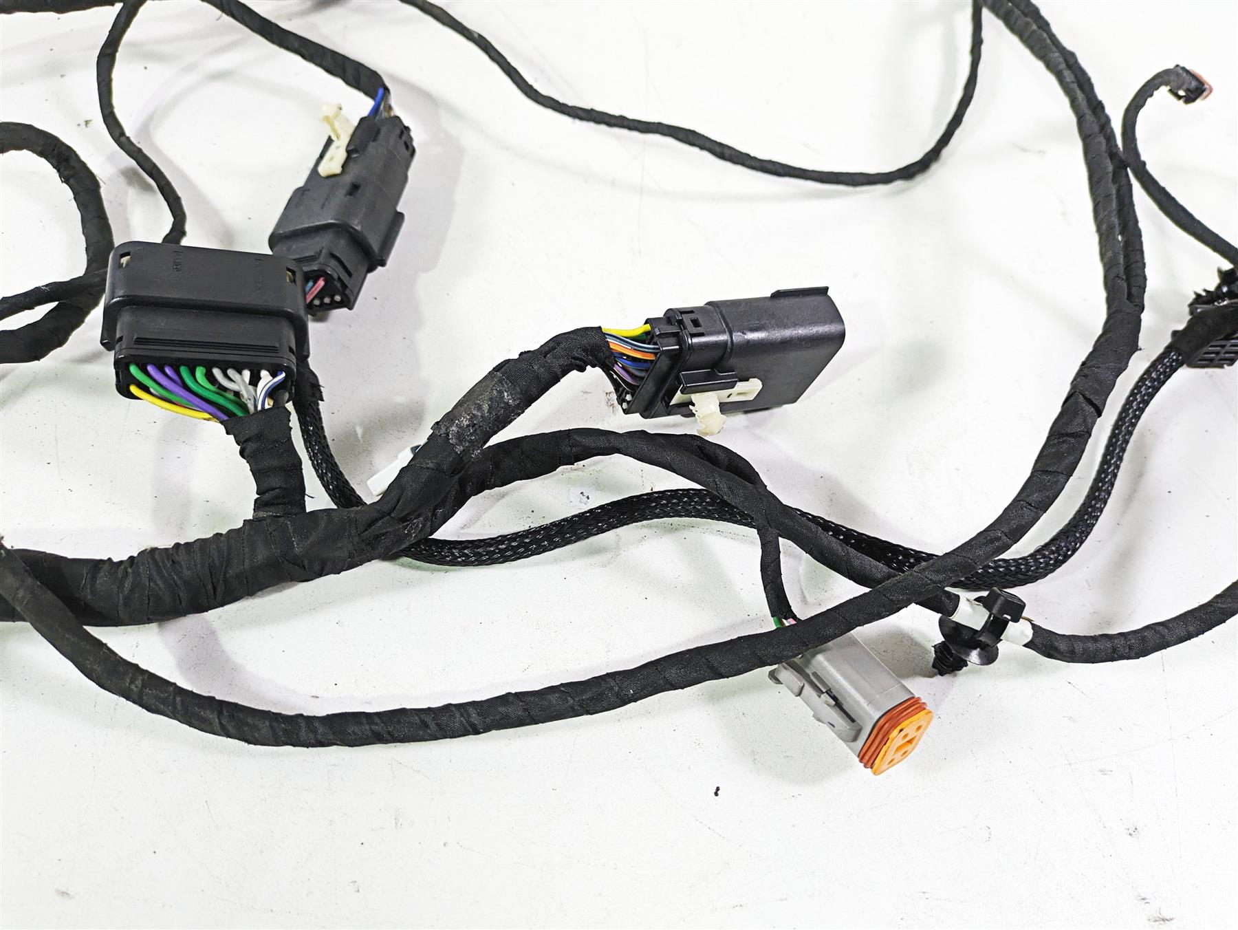 2018 Indian Chieftain Dark Horse Front Fairing Wiring Harness 2414066 {{ shop.shopifyCountryName }} - Mototech271