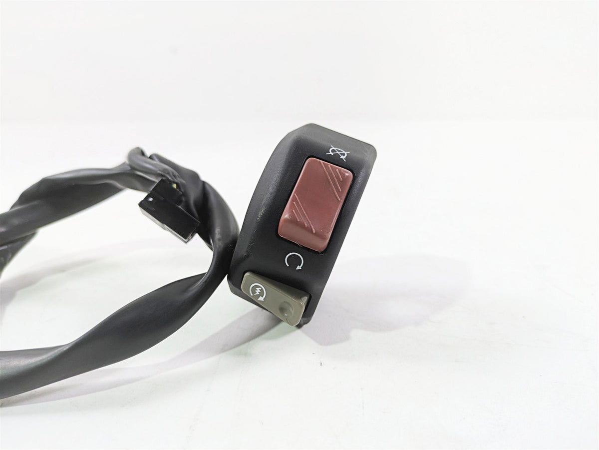 2020 Kawasaki ZX6R ZX636 Ninja Right Hand Control Switch Start Kill 46091-0421 {{ shop.shopifyCountryName }} - Mototech271