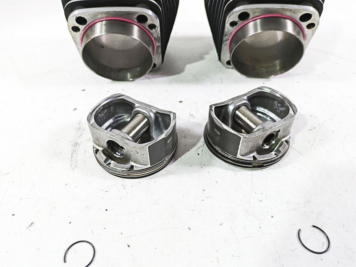 2015 Harley Touring FLHXS Street Glide Cylinder Jug & Piston Set -Read 16547-99A {{ shop.shopifyCountryName }} - Mototech271