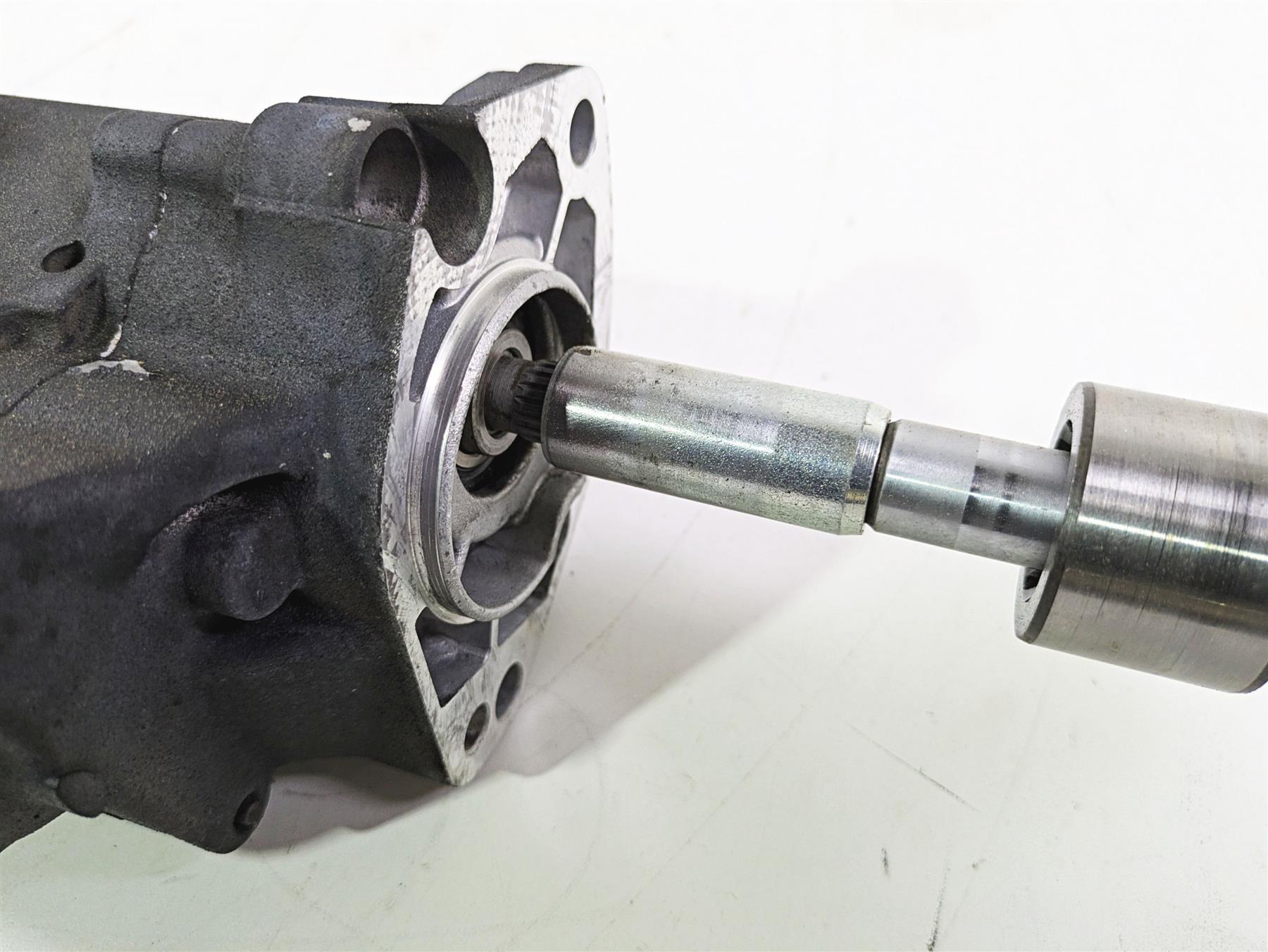 2002 Harley Dyna FXDL Low Rider Engine Starter Motor 31553-94B {{ shop.shopifyCountryName }} - Mototech271