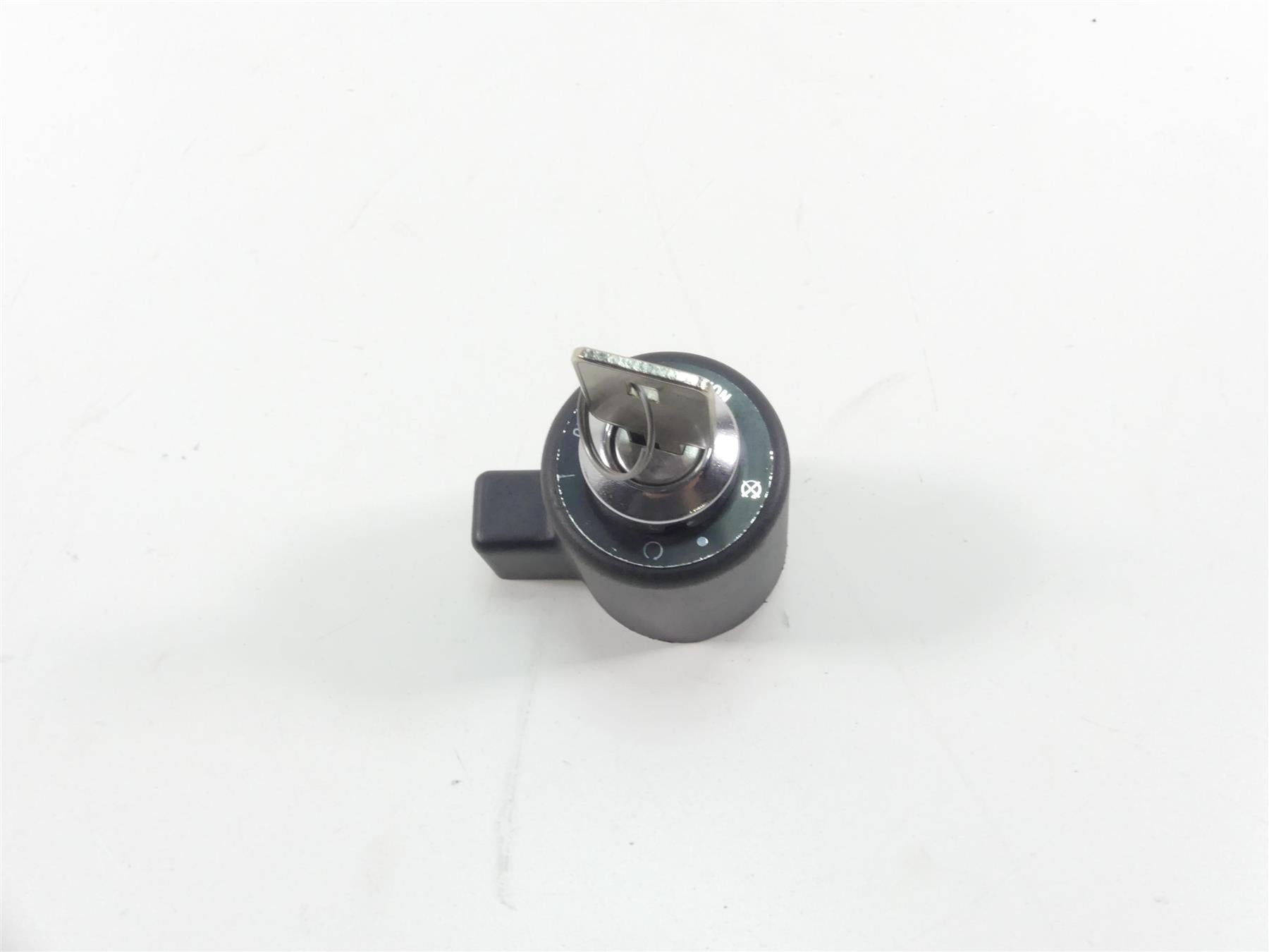 2018 Harley Sportster XL1200 Custom Ignition Switch Key Set 71400083 {{ shop.shopifyCountryName }} - Mototech271
